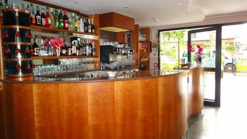 Hotel Bologna Rimini 3*,